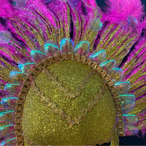 Pink Feathers Venetian Carnival Masquerade Face Mask - Picture 4 of 5